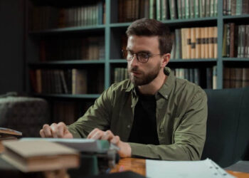 A Beginner’s Guide to Publishing Your First Book Successfully